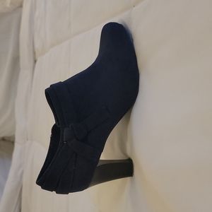 Womens Coach and Four Navy booties size 6 1/2